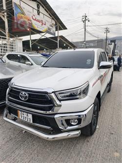 تويوتا هايلوكس